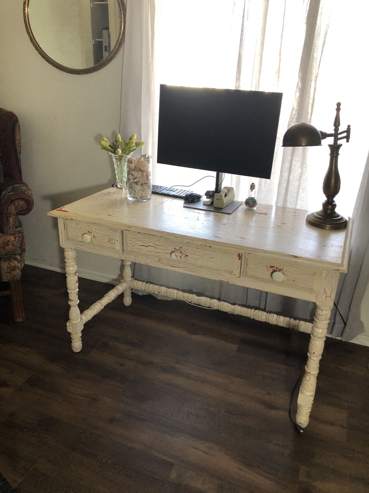 Vintage Shabby Chic Crackle Desk Spiral Legs