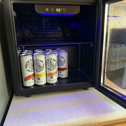 Mini fridge