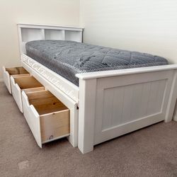 New Twin Bed With Drawers And Mattress 