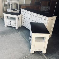 SOLID WOOD VINTAGE FARMHOUSE 8 DRAWER DRESSER W/ CABINET SPACE AND TWO DRAWER NIGHT STANDS