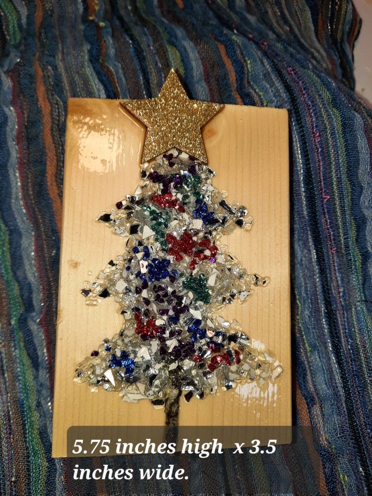 Cut glass Christmas tree shelf sitter