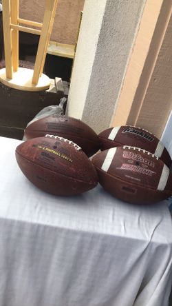 Footballs 🏈