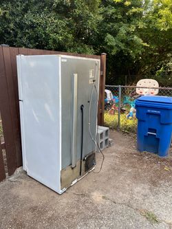 Free Refrigerator – does not work Refrigerator – does not work