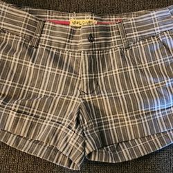 Ladies Juniors Volcom Plaid Shorts Sz 5