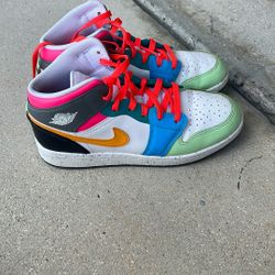 Jordan 1 Mid Size 7