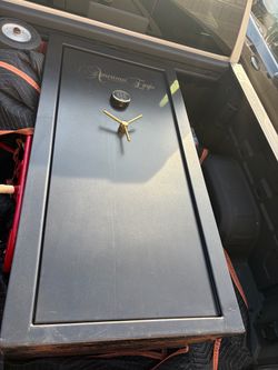 American eagle safe 30 inches, worn