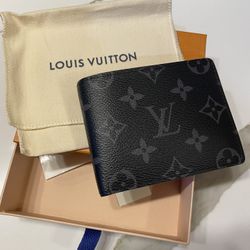 Men’s LV Wallet/ Authentic 