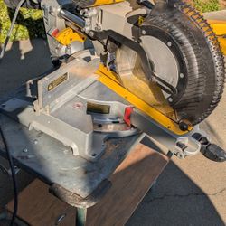 DeWalt 780 12" Combination Saw