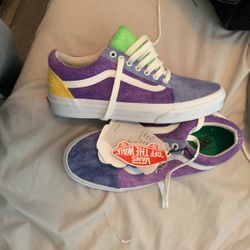 Vans 