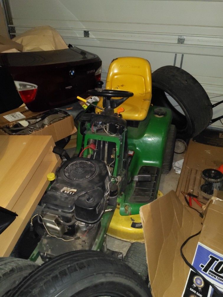 John Deere LT160 42 Inch Mower