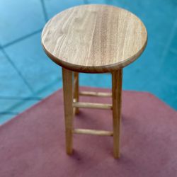 Beautiful Solid Wood Bar Stool / Plant Stand / Pedestal Furniture