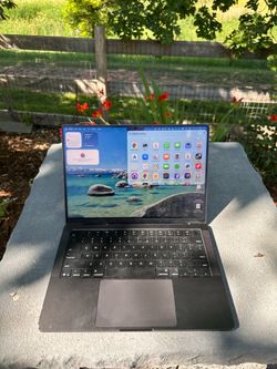 Apple MacBook Pro M5 with 32GB RAM and Nano Texture screen