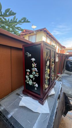 Chinese lacquer jade cabinet,