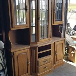 FREE WOOD HUTCH