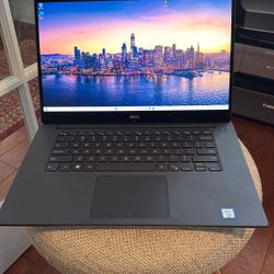 Dell Precision 5530 4k Touch Screen 8gb 256hard Drive Xeon