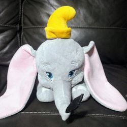Disney Dumbo Stuffed Animal Plushie W/ Feather Edtion