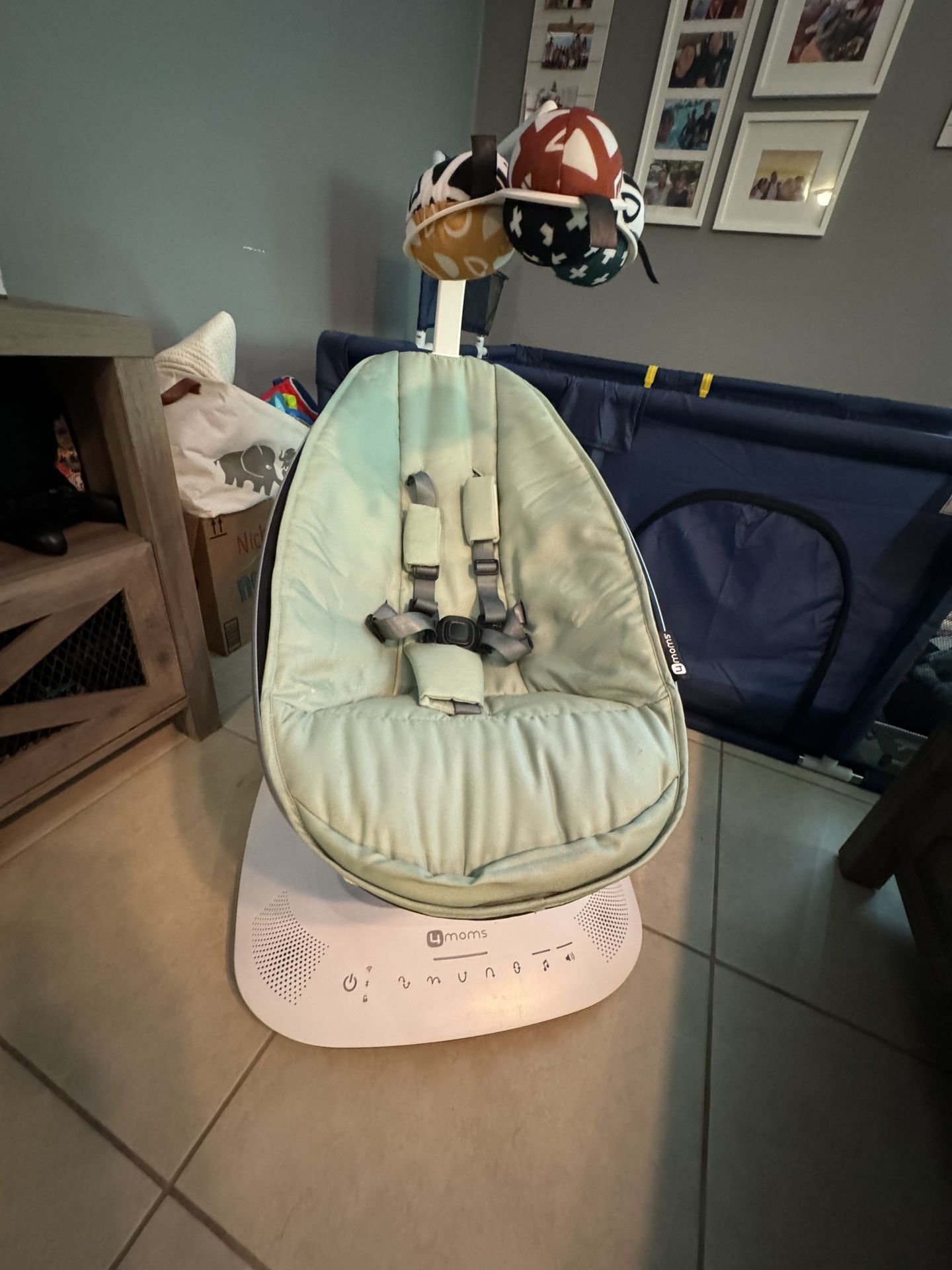 4moms Mama Roo swing