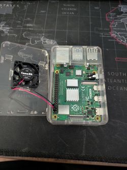 Raspberry Pi 4 Model B 2Gb with Starter Kit