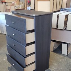 5 Drawer Dresser