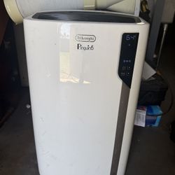 Portable A/C- Delonghi Pinguino