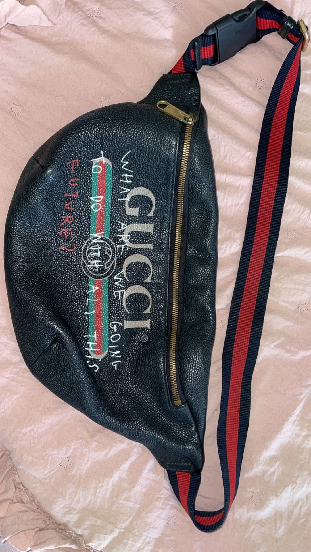 Authentic GUCCI Crossbody Bag 