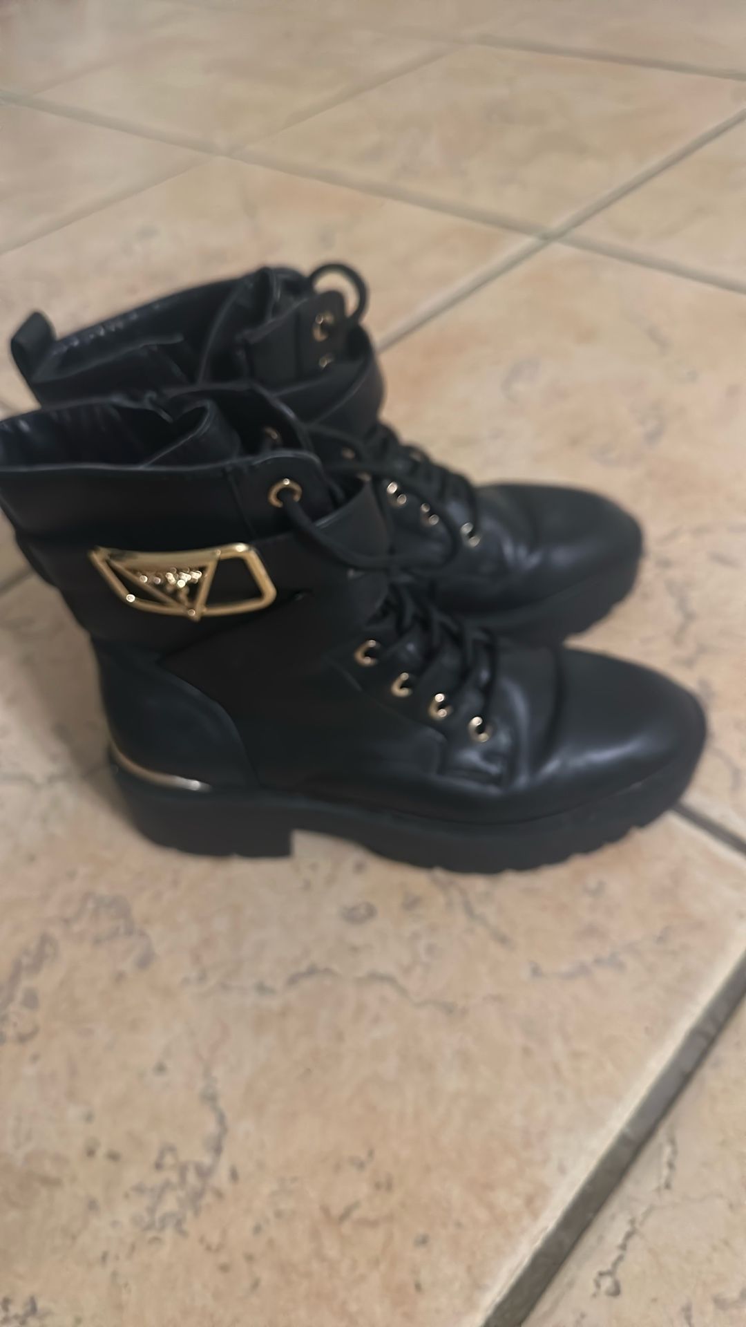 Botas Guess Para Mujer, Talla 7