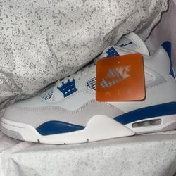 Jordan 4 Military Blue Sizes 10,10.5,11,12