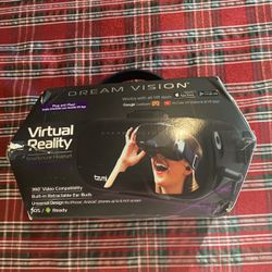 Tzumi Dream Vision Pro Virtual Reality Headset with Bluetooth - IOS Ready