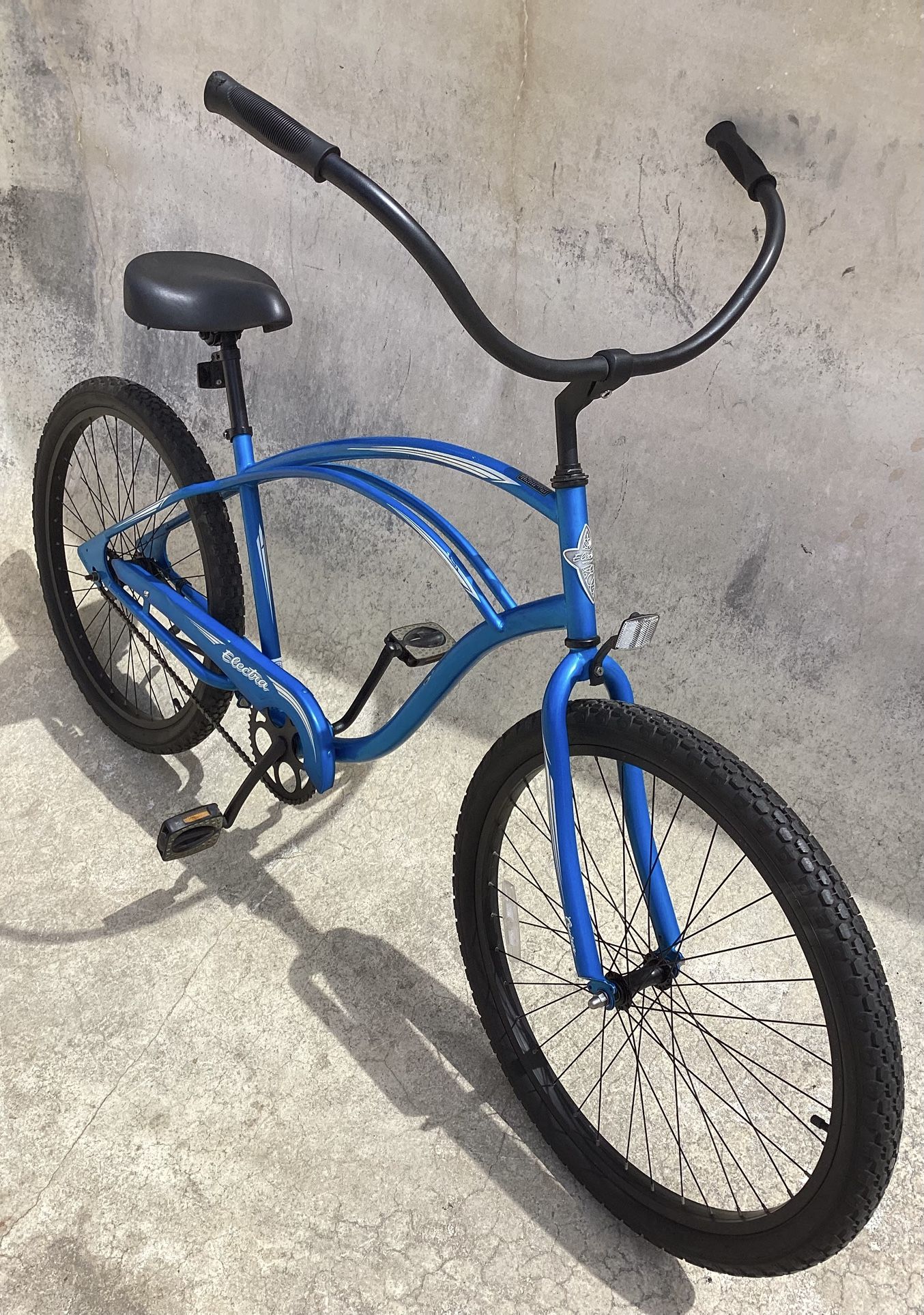 ELECTRA CRUISER BIKE