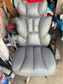 Gaming chair