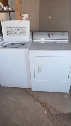 Maytag Washer and Dryer Set