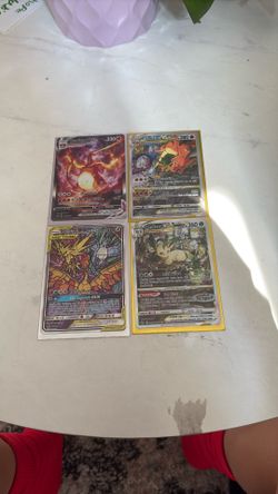 4 Rare Pokémon Cards