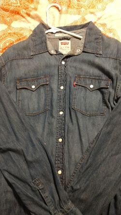 Levi's shirt xl
