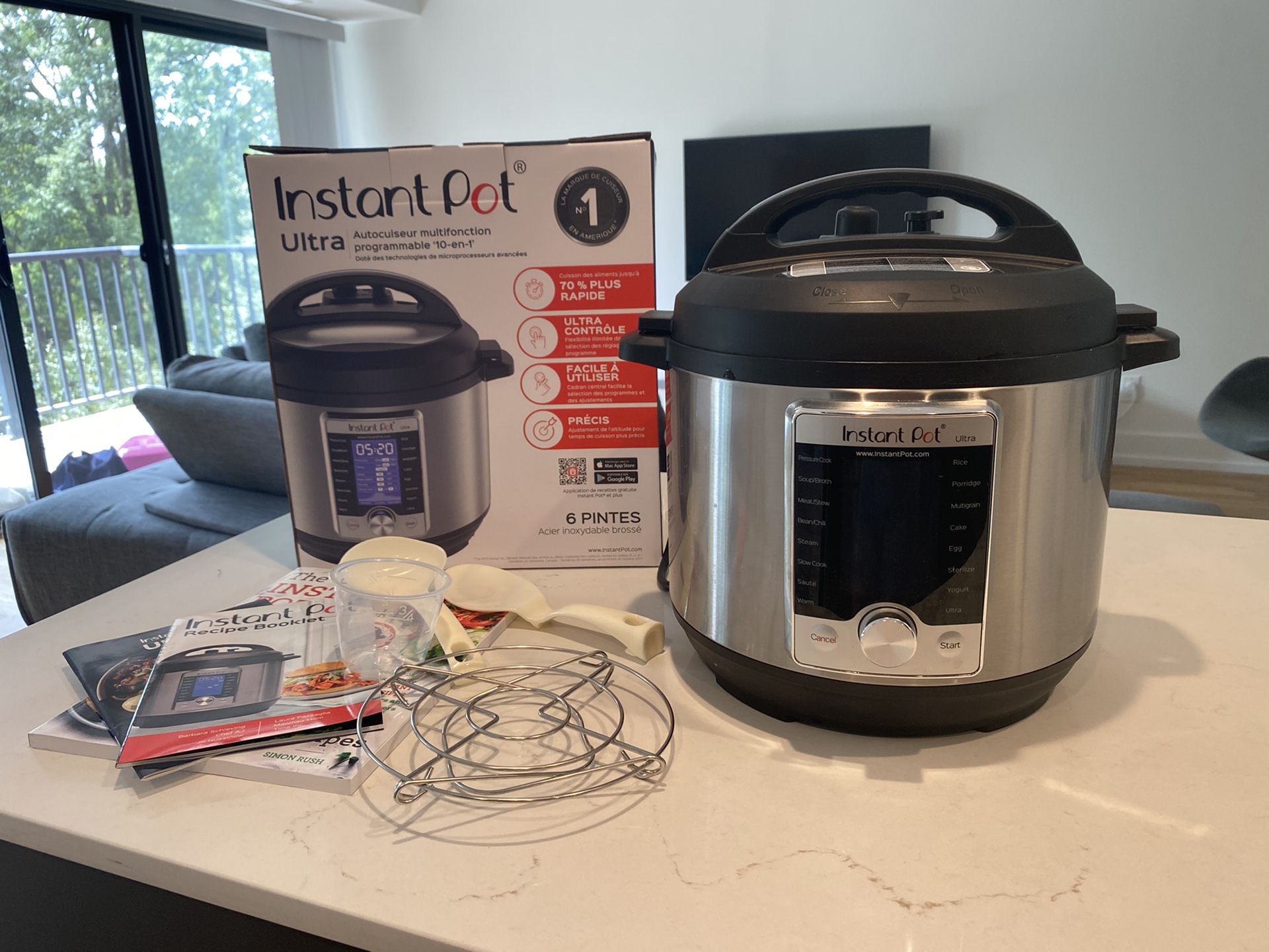 Instant Pot Ultra 10-in-1 + The Ultimate Instant Pot cookbook