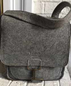 Scout Diaper Bag with blanket, nursing blanket & bibs