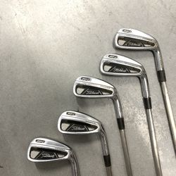 Titleist irons ap2 710….. 4 5 6 8 9   Good condition   See pictures need some clean up  