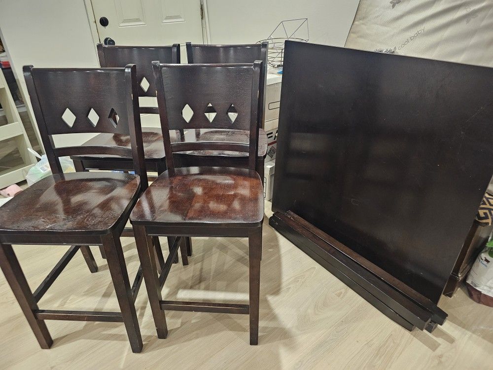 Counter height dining table with 4 matching chairs