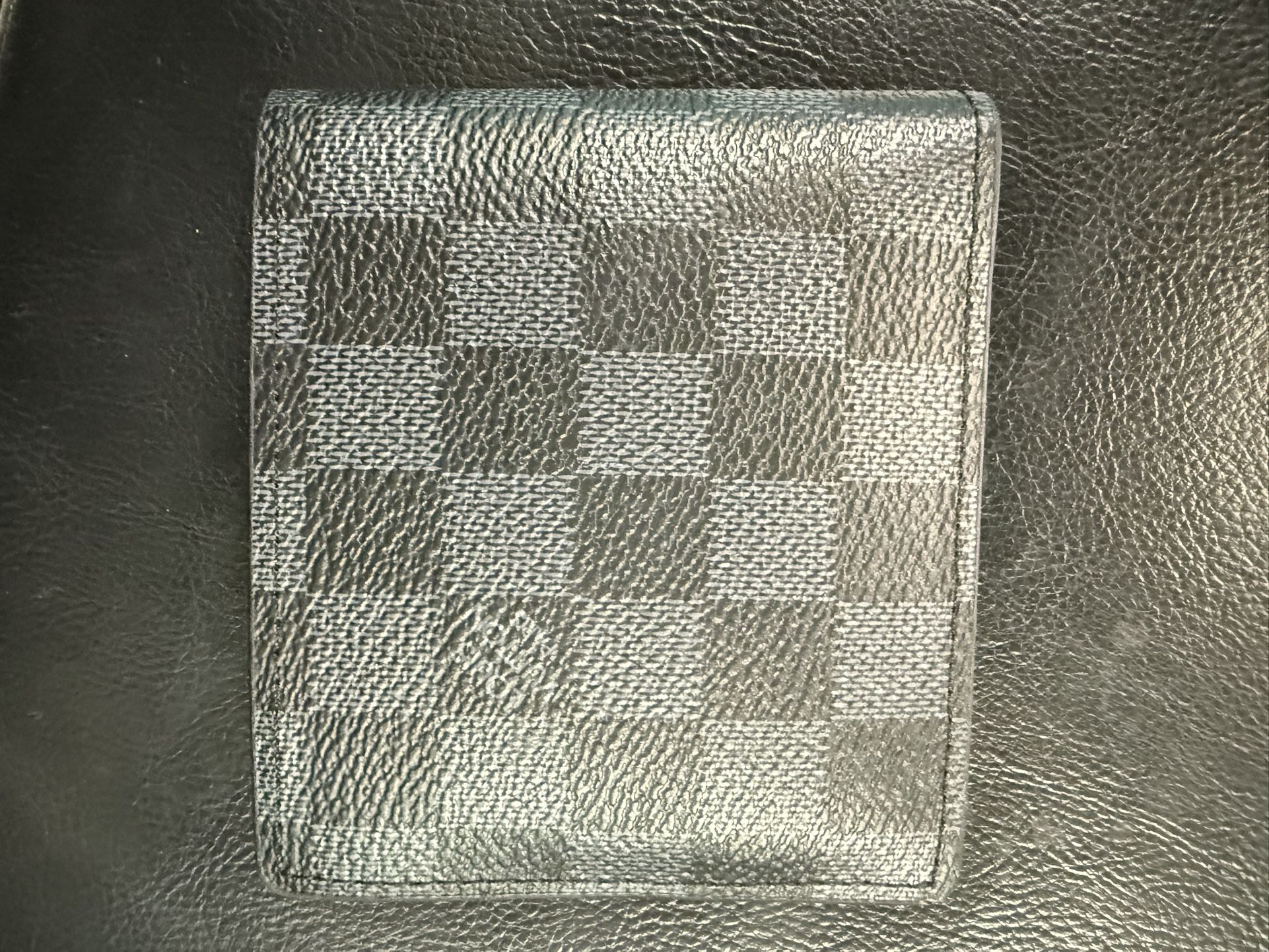 Louis Vuitton Men’s Wallet