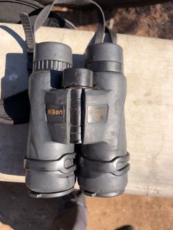 Nikon M5 with covers and harness
