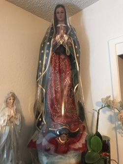 Virgencita De Guadalupe Grande 55” SALE Pulgadas Con Resplandor 