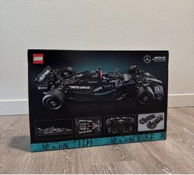 LEGO TECHNIC: Mercedes-AMG F1 W14 E Performance