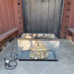 Aquarium Reptile Tank 15 Gallon Tetra Decorative ReptoFilter for Frogs, Newts, & Turtles