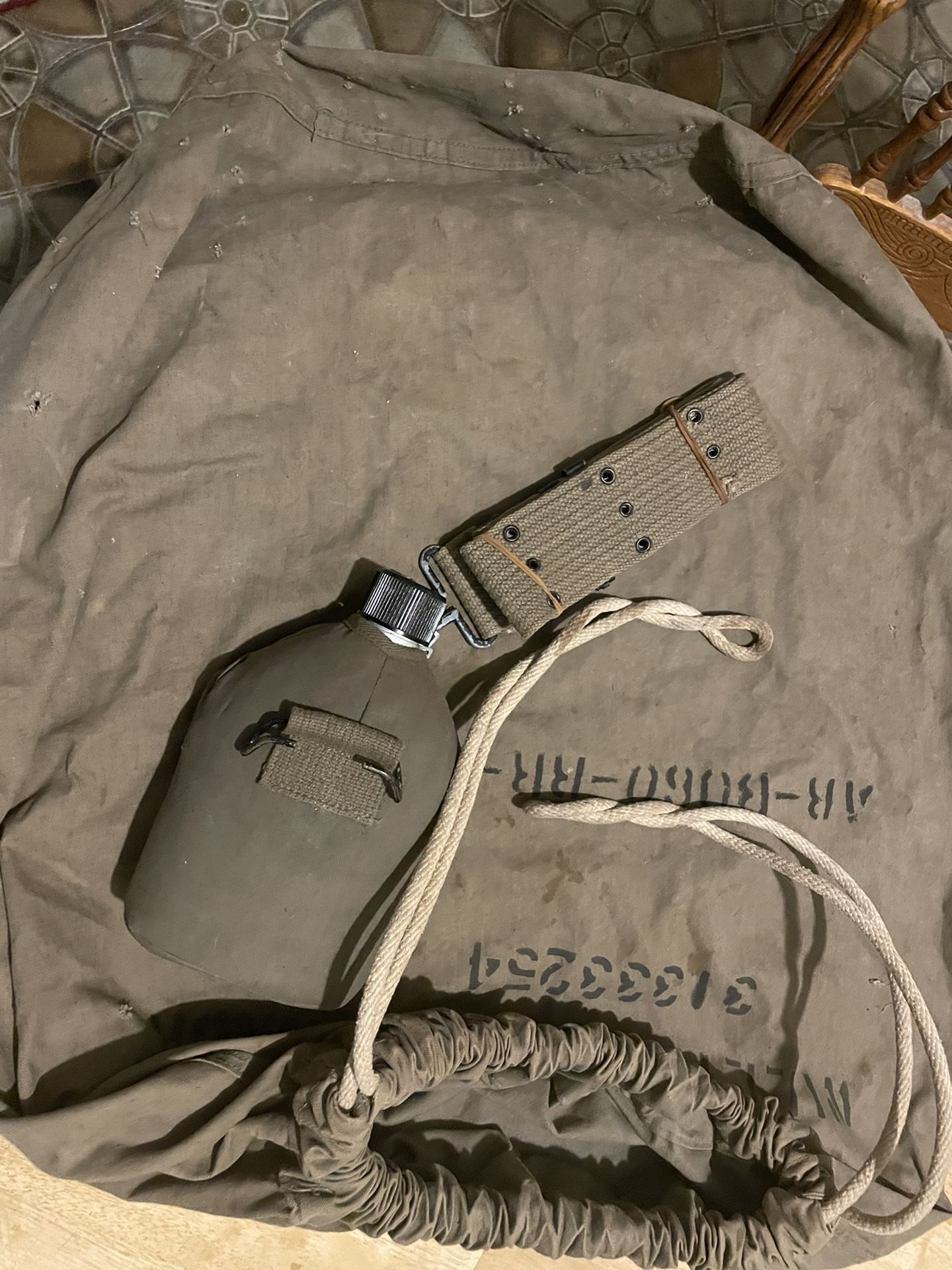 Vintage Military Sack,canteen , And BRAND New Old Stock , Strap! Collectibles & Art