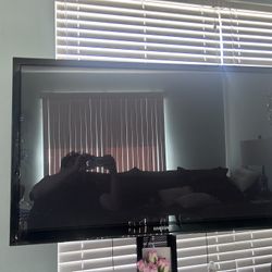 Samsung TV 53 inches