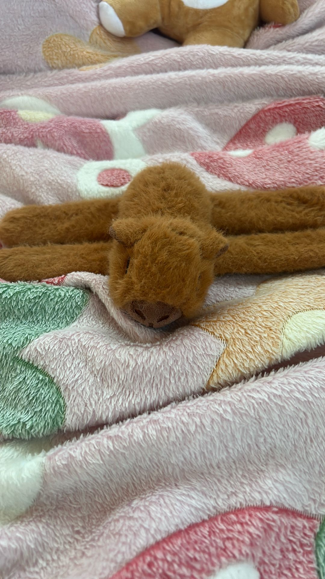 Capybara slap bracelet