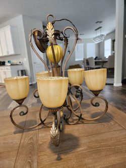 Brass Light Chandelier/Light Fixture