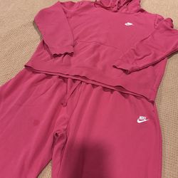 Women’s Nike 2 piece sweat set