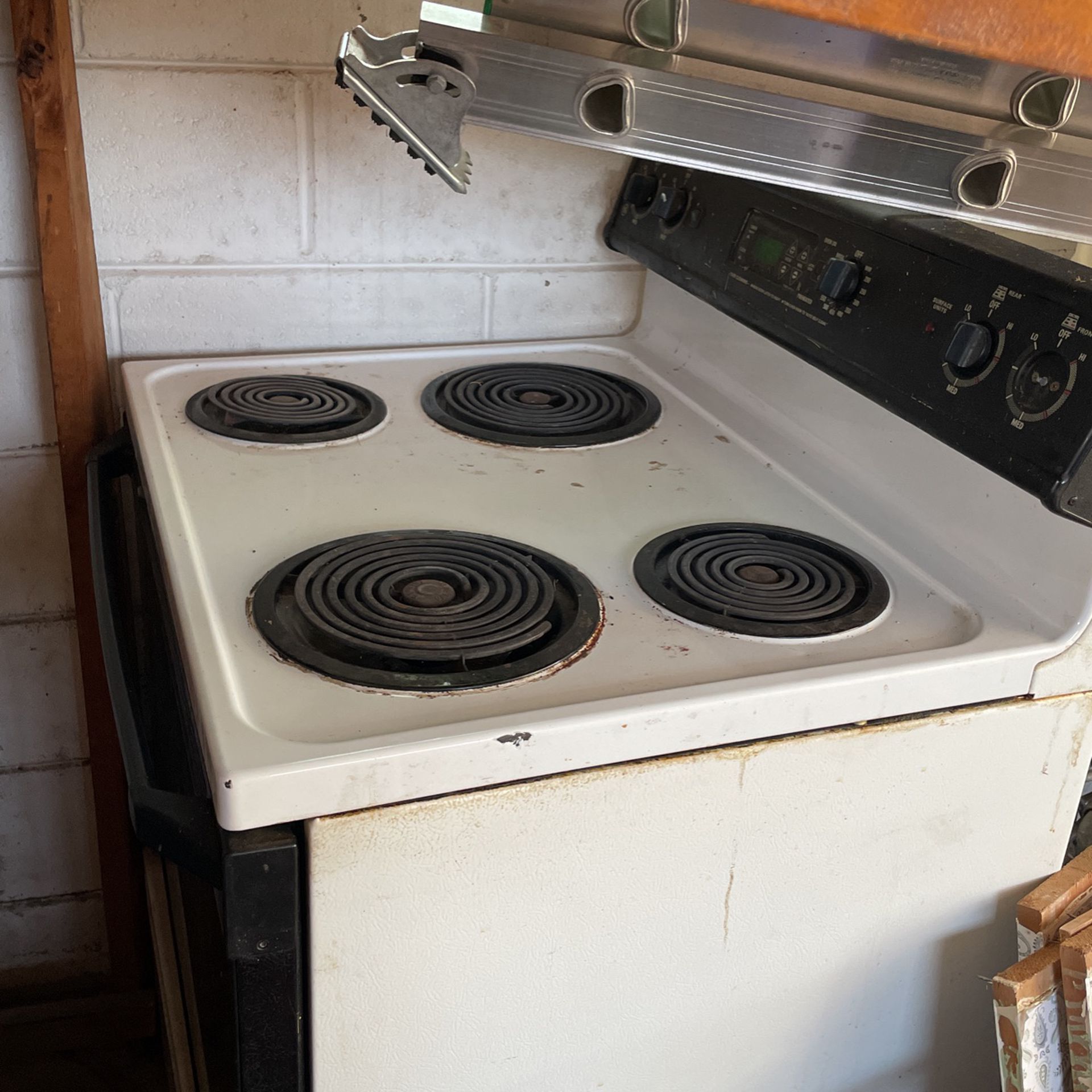 Stove Free Works But Needs Good Cleaning