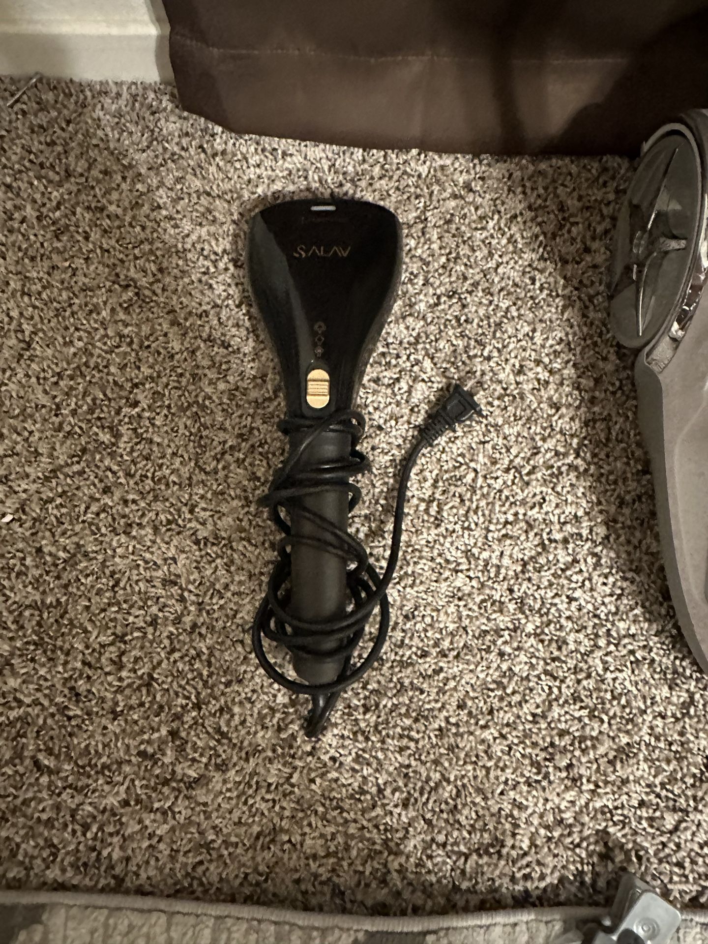 SALAV Small Hand Held Steamer