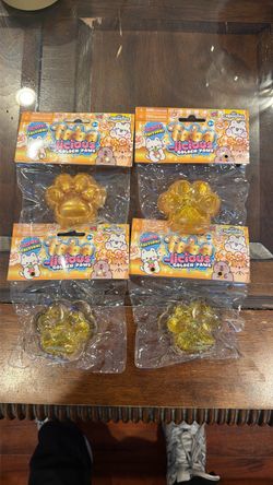 Limited edition Golden Paws Squishys
